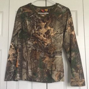 Women’s Camo Long Sleeve